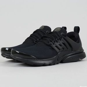 Nike Presto Triple Black Running Shoes